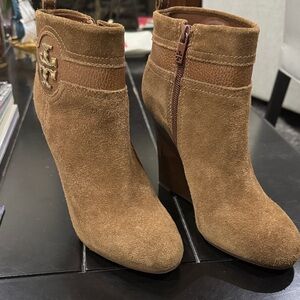 Tory Burch Brown Suede Heeled Boots